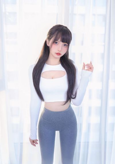 丰满女邻居的嫩苞张开_DVD在线手机播放